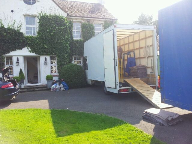 removal-img-right Domestic Removals in Benfleet & Southend-on-Sea